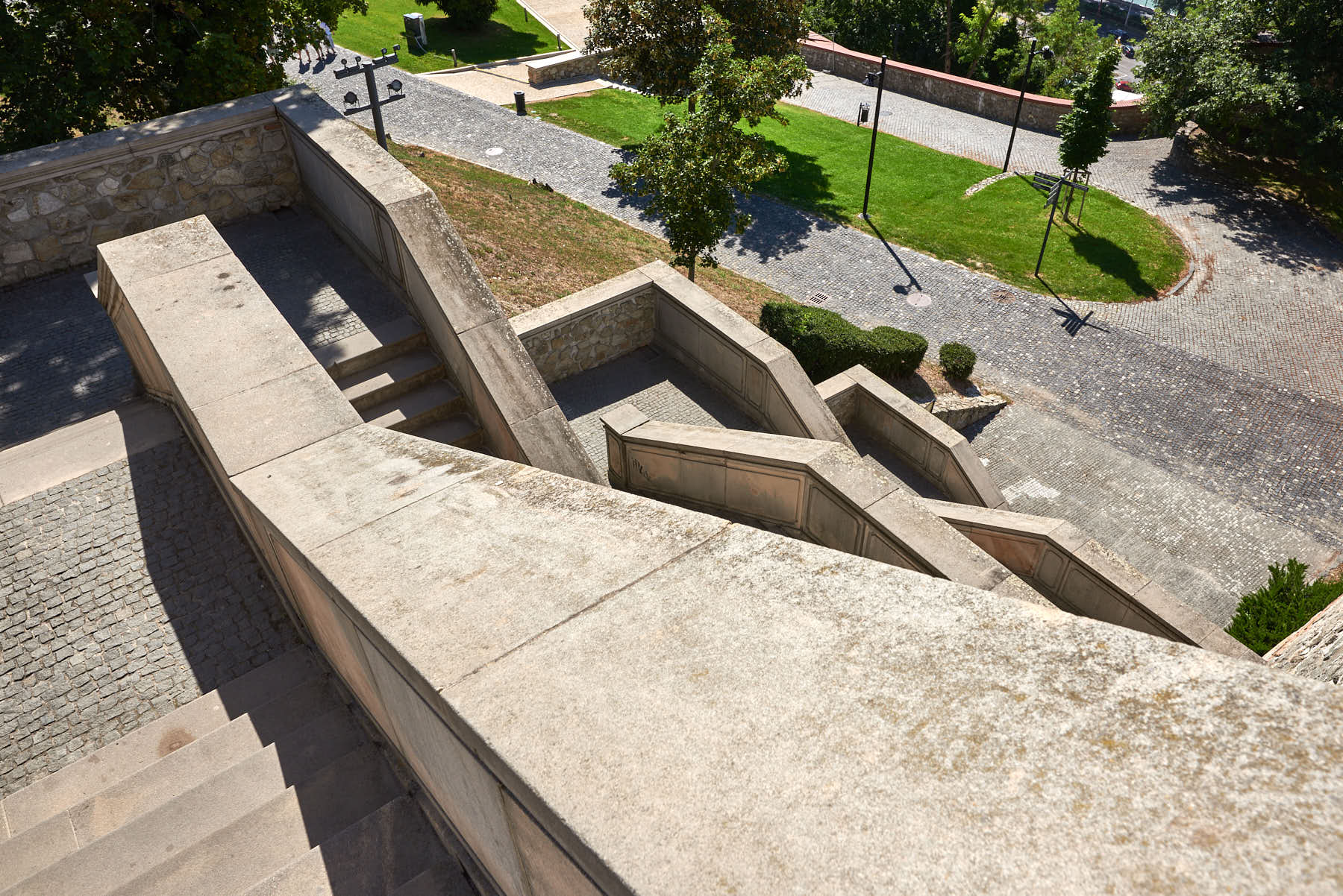 Treppe zur Burg | Stairs to the castle