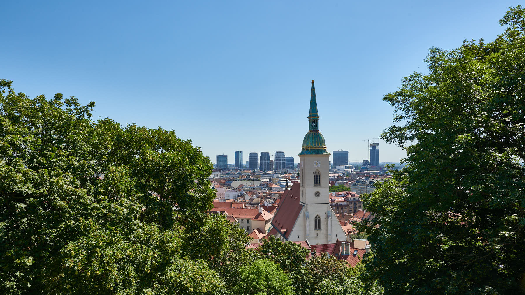 Blick auf den Martinsdom von der Burg | View on the Martin's Cathedral from the castle