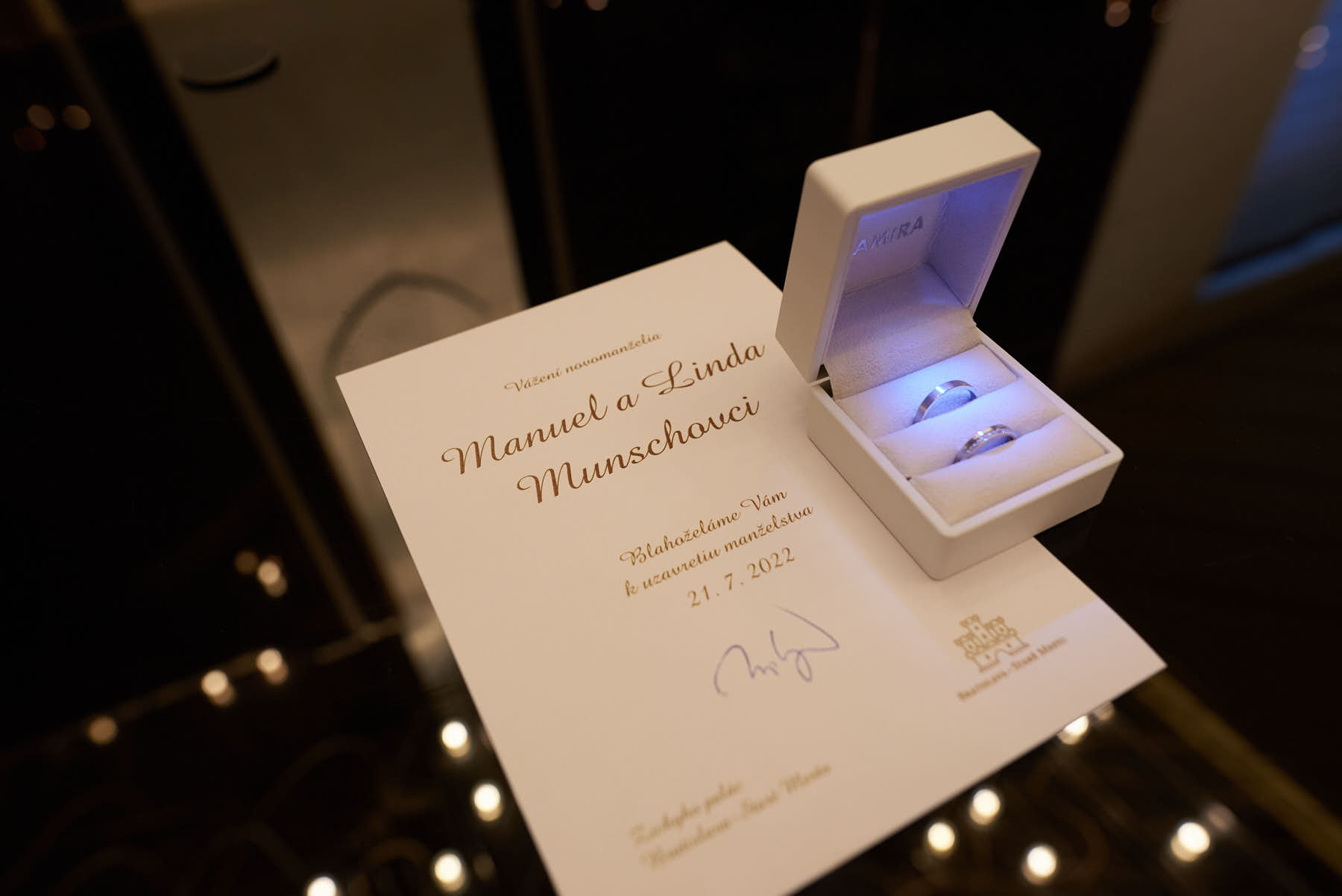 Linda & Manuel | Eheringe und Urkunde | The wedding rings and the certificate