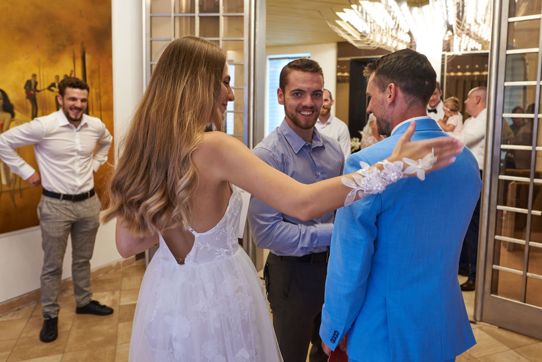 Jonas, Manuels jüngerer Bruder | Jonas, Manuel's younger brother