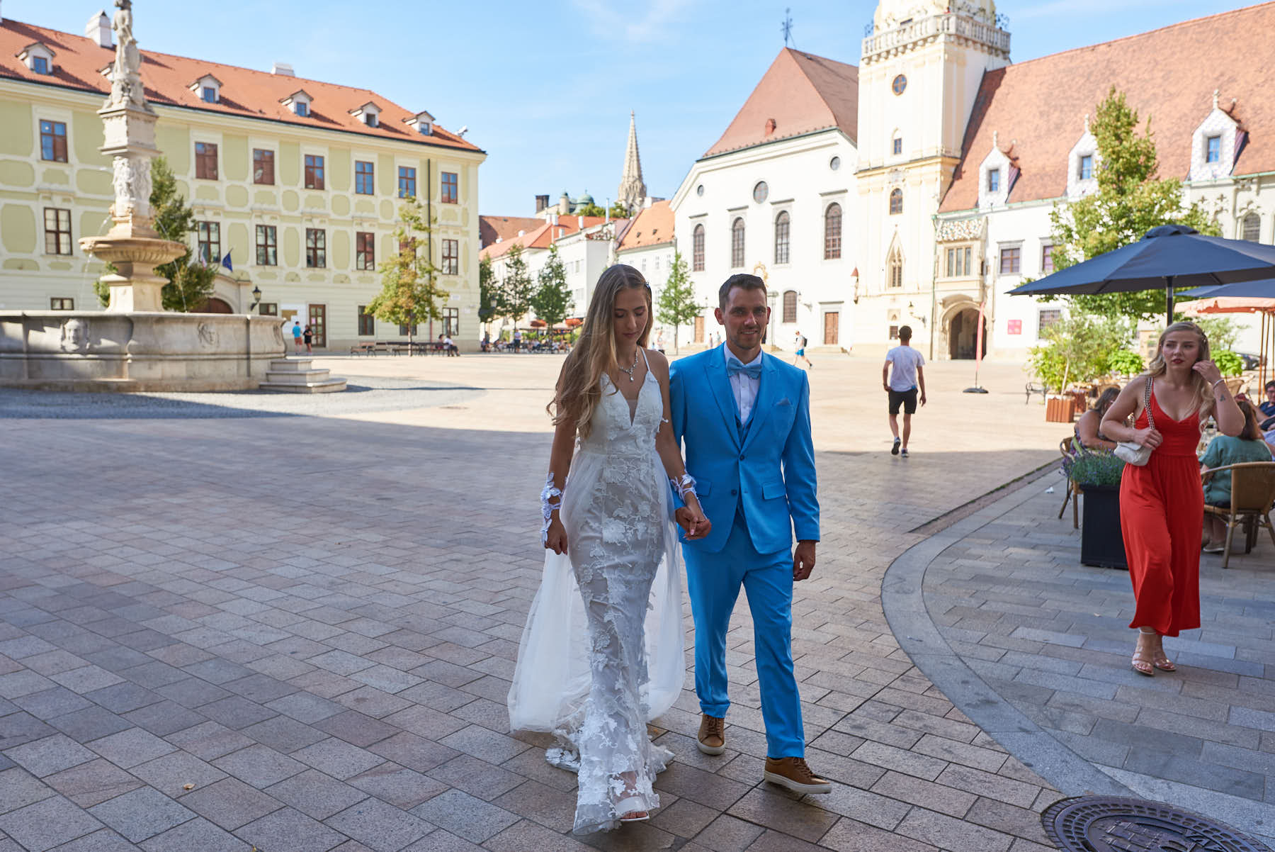 Linda & Manuel | Auf dem Hauptplatz | On the main square